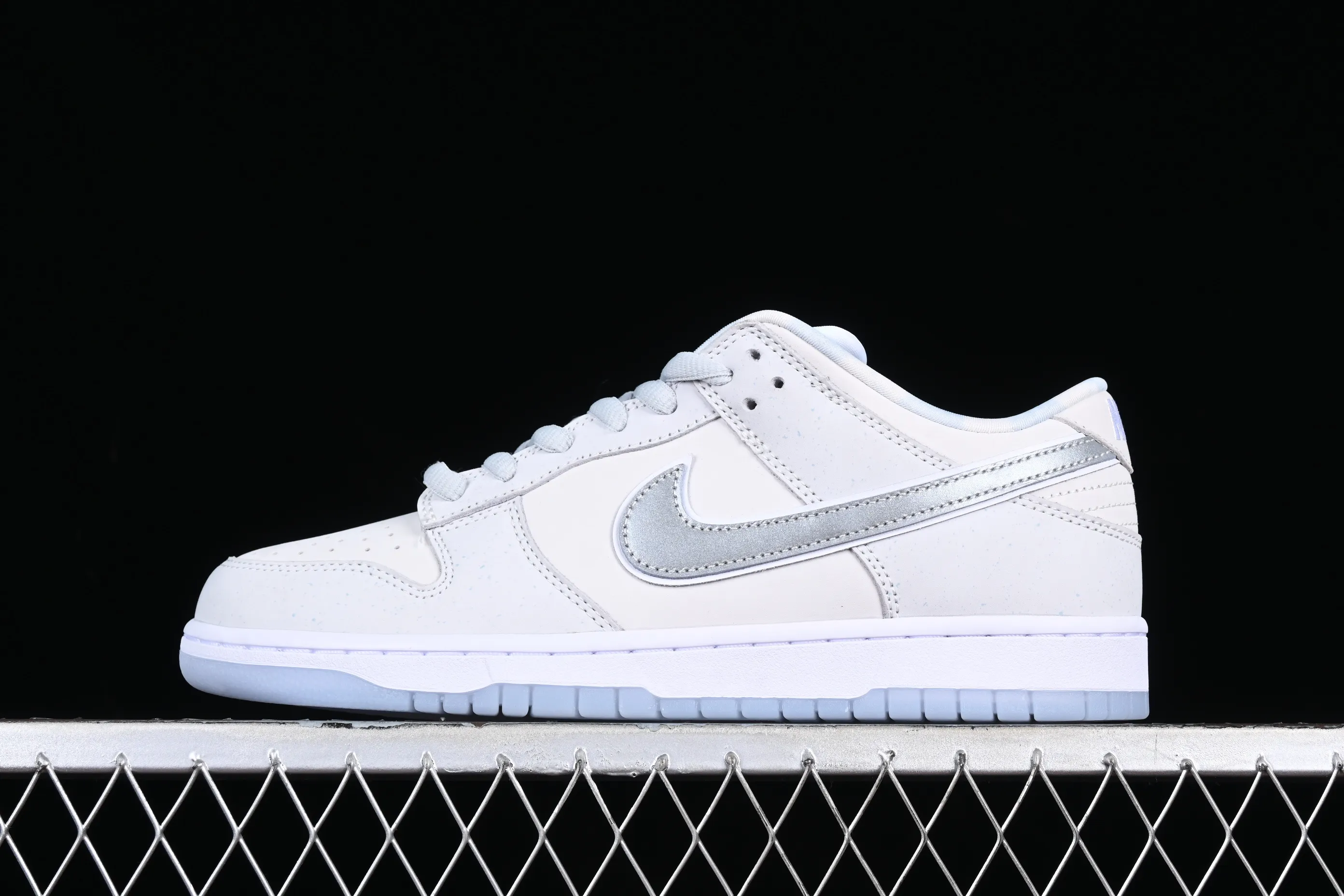 All categories Nk SB Dunk series Nk SB Dunk Low low-top sneakers M version pure original Concepts x Nk Dunk Low Pro SB "White lobster" full head layer white lobster SB low-top sports and leisure sneakers FD8776-100